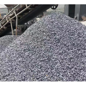 深灰色碎石子黑色砾石水洗石日式庭院枯山水洗米石子黑色石子石头